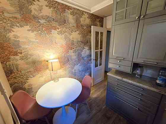 Крупской библиотеке, Ворошиловского района Донецк