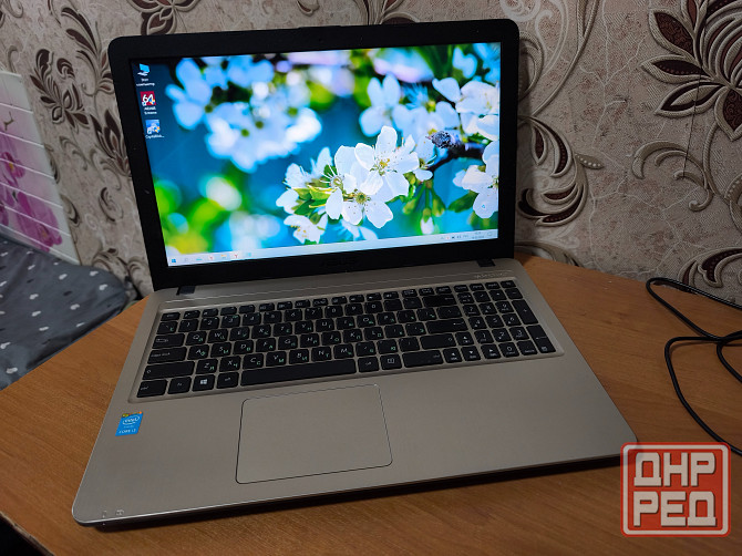 Ноутбук Asus VivoBook X540LA Донецк - изображение 1