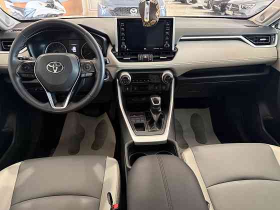 Toyota Rav4 XLE Premium Донецк