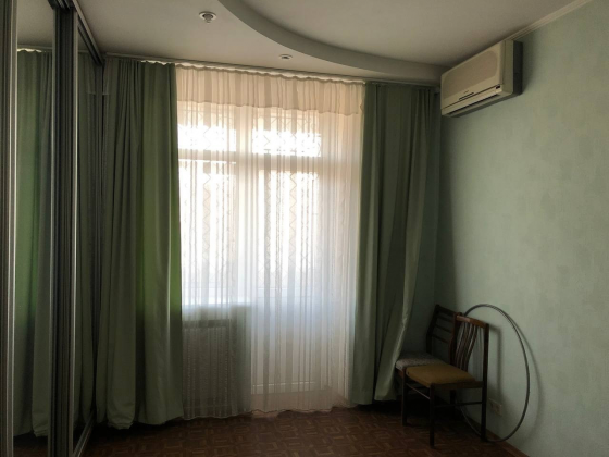 Продам 3х комнатную квартиру Донецк