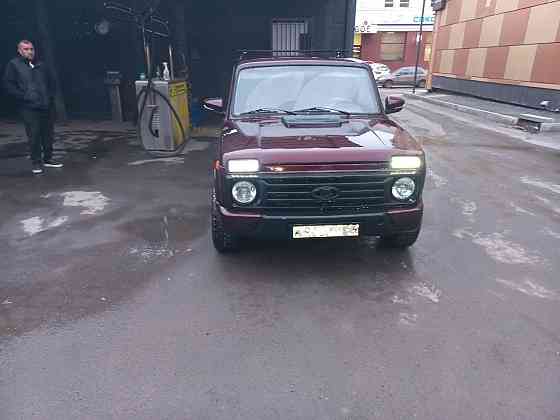 Продам Ладу ниву Донецк