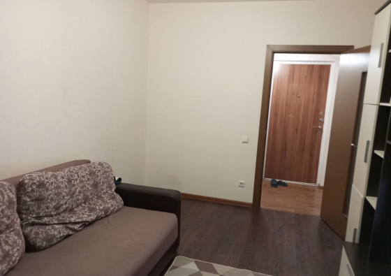 Сдаться 1 ком кВ Пролетарский р-н Донецк