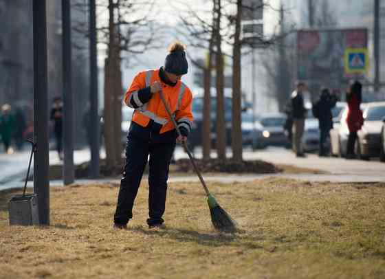 требуется дворник Донецк
