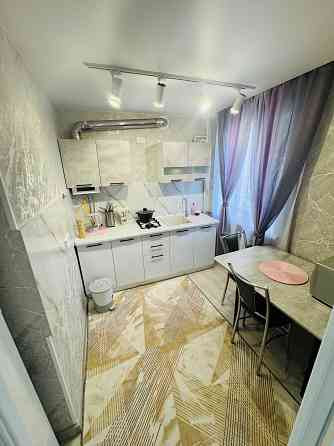 Посуточно г. Макеевка -центр, ул.Ленина. Макеевка