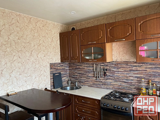 Сдам однокомнатную квартиру в Мариуполе в Центральном районе, остановка 3\5 Мариуполь - изображение 2