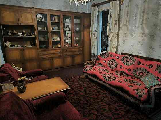 Продам 3-х комнатную квартиру 40 м² на земле в Пролетарском районе. Печное отопление (паровое). Донецк