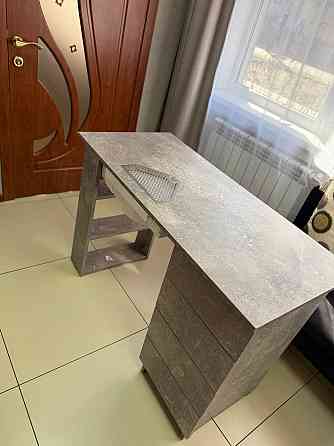 Маникюрный стол Макеевка