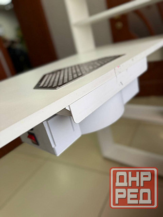 Маникюрны стол Макеевка - изображение 3