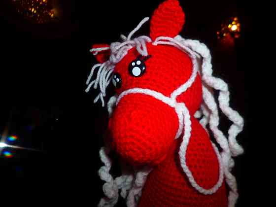 Вязаная игрушка " Огненная лошадь" Донецк