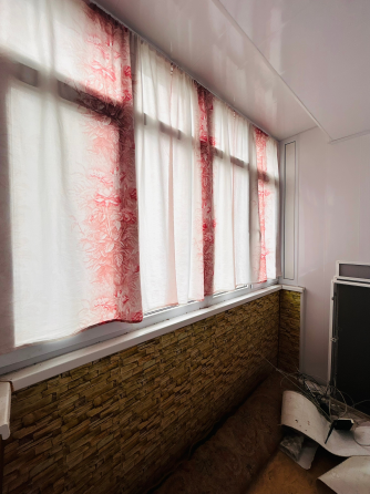 Продам 2 комнатную квартиру г. Донецк Пролетарский район, улица Раздольная (Юта) Донецк