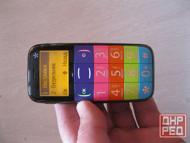 Телефон с большими цифрами и кнопками (бабушкофон) Донецк - изображение 1