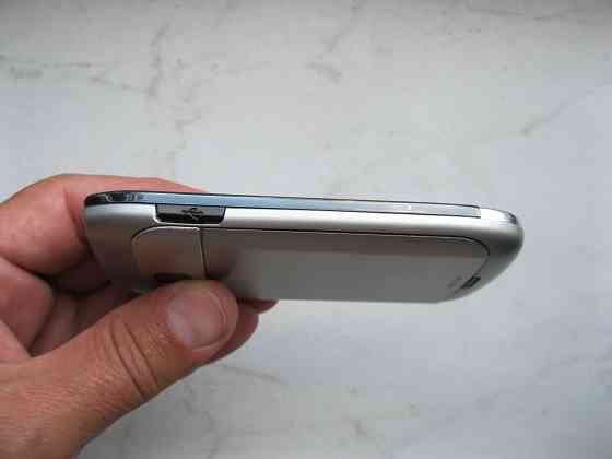 Оригинальный смартфон Nokia E6 8Gb (QWERTY+сенсор)+зарядное Донецк