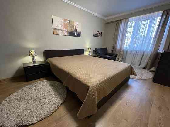 Предлагаю на долгосрочную аренду 2х комнатную квартиру в Приморском районе Мариуполь