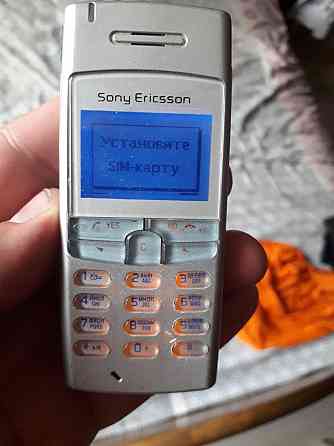 Sony Ericsson T100+зарядное+новый аккумулятор Донецк