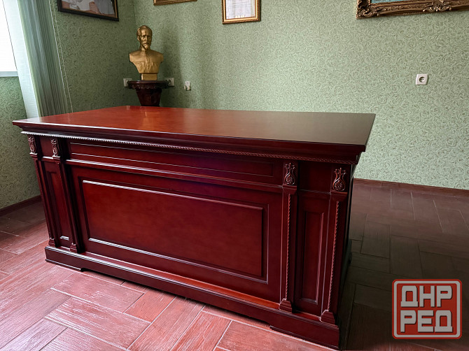 Стол руководителя офисный Донецк - изображение 1