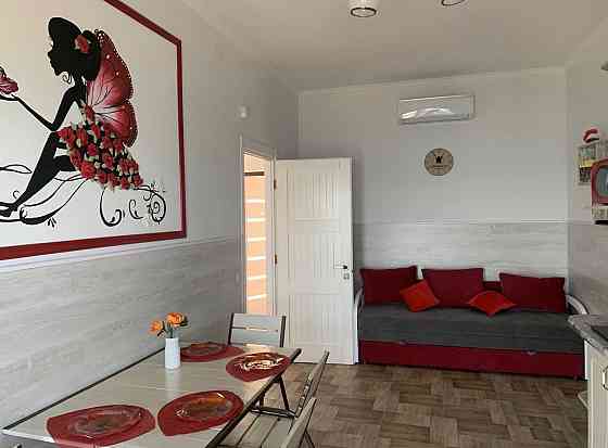 Номера Lux посуточно и долгосрочно со всеми удобствами. Первая линия. Центральный пляж Урзуф