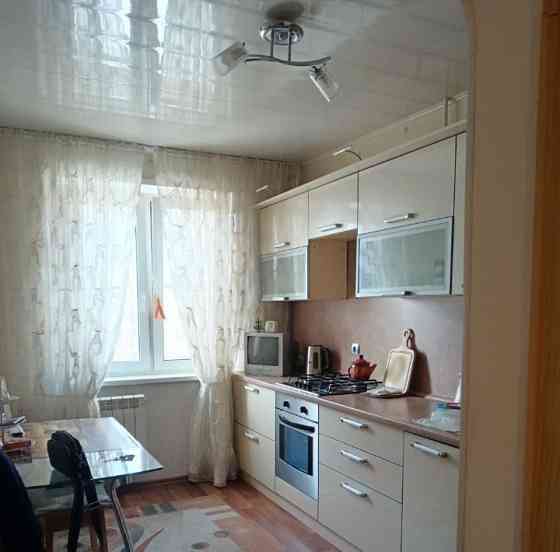 дается просторная 3-х комнатная квартира в Пролетарском районе Донецк