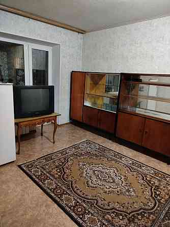 Продам 2 комнатную квартиру Майский рынок Донецк