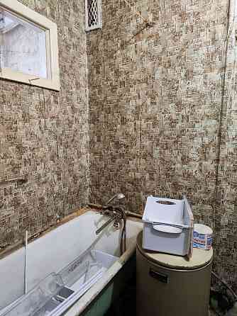 продается 1 комн. кв. в центре Харцызск