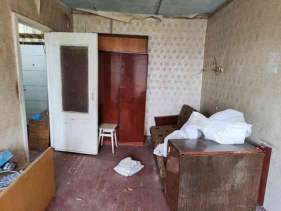 продается 1 комн. кв. в центре Харцызск
