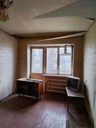 продается 1 комн. кв. в центре Харцызск