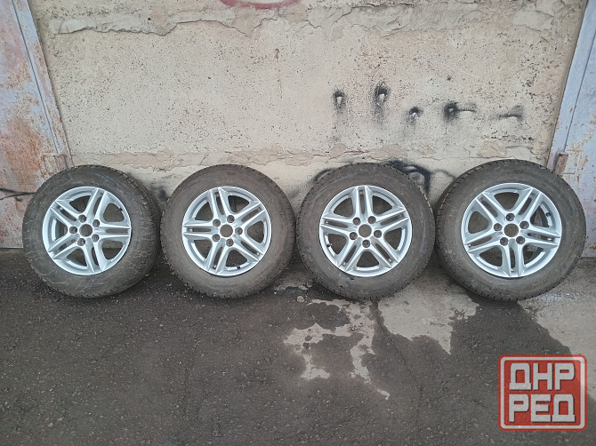 Продаю комплект колёс р 15,разболтовка 5 на 114,3 Донецк - изображение 1
