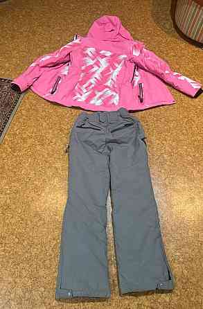 Костюм женский горнолыжный в идеальном состоянии Донецк
