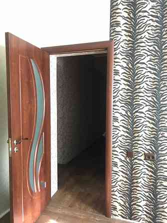 Продам дом Текстильщик рядом 100 м2 с капитальным ремонтом, гараж, беседка ,8 сот Донецк