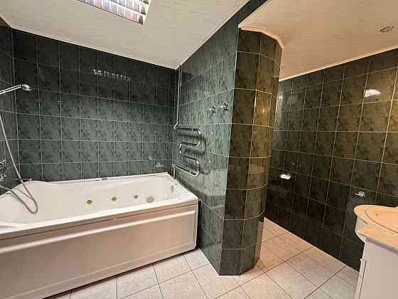 4 комнатная квартира в кирпичном доме на Донецк Сити Донецк