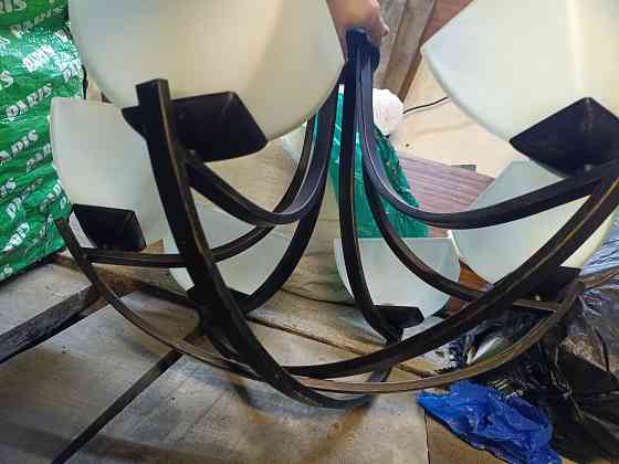 Люстра на потолок на 6 плафонов Донецк