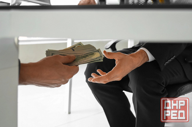 Грязную воду пьют, под плеть Донецк - изображение 1