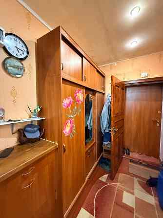 Продам 3-х ком. кв-ру Гвардейка 83 квартал ориентир Охранка Макеевка