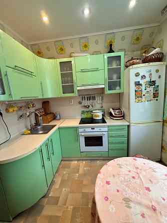 Продам 3-х ком. кв-ру Гвардейка 83 квартал ориентир Охранка Макеевка