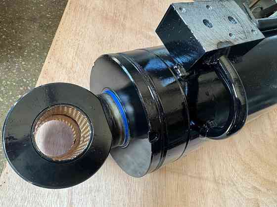 Гидроцилиндр ковша Manitou 299906 Мелитополь