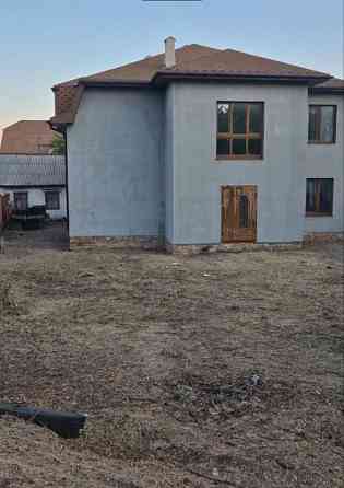 Продаётся просторный дом площадью 450 м² в Донецке Донецк