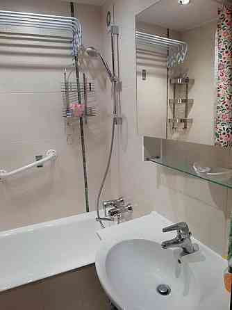 Калининский 1 ком возле больницы Калинина Донецк