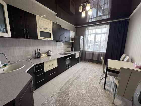 Сдаётся двухкомнатная квартира с евро ремонтом Донецк