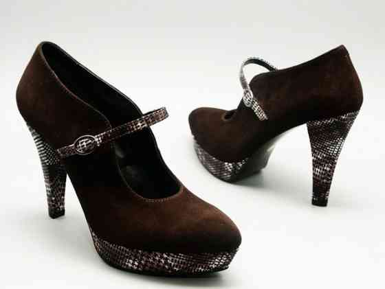 Отдам под реализацию женскую обувь Донецк