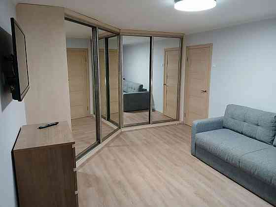 Ворошиловский район, однокомнатнaя квартира, окна выхoдят на Брусчатку, Проспекта Ильича Донецк