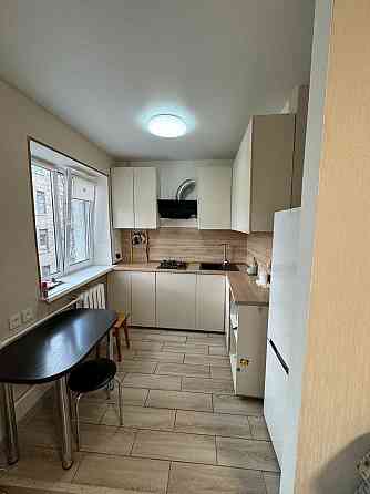 Сдам уютную 2-комнатную квартиру в Будёновском районе! Расположение: ориентир м-н Цветочный Донецк