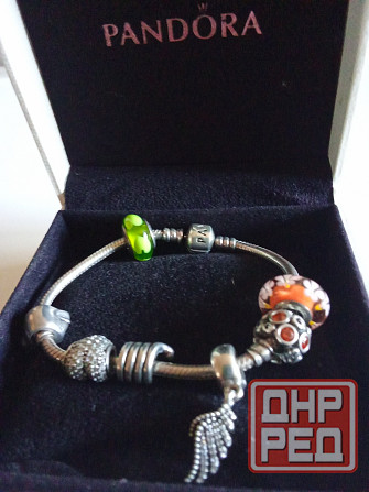Продам серебряный оригинальный браслет Пандора с шармами. Донецк - изображение 1