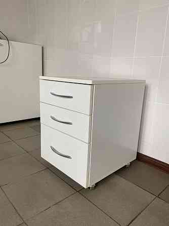 Тумба с выдвижными ящиками 1500 р. Донецк