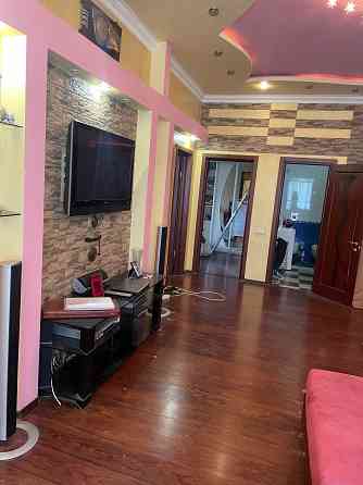 Продам квартиру в центре Донецк