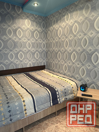 Сдам посуточно 1-ю квартиру на Руднева Макеевка - изображение 1