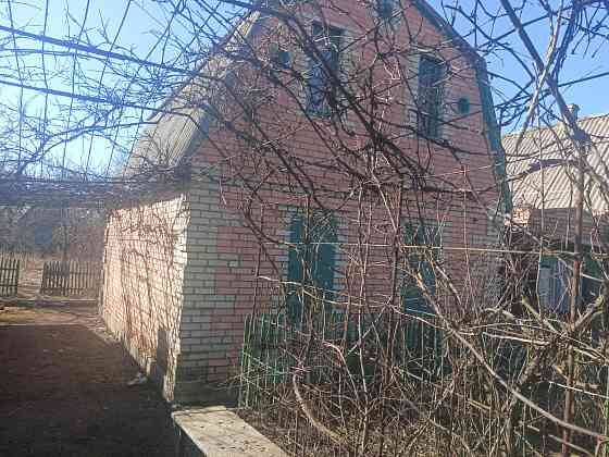 Продам Дачу на участке 6 соток. Макеевка