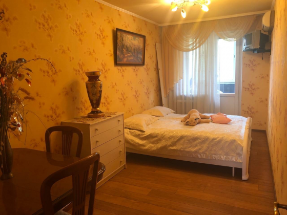 4-к. Магистральный «Галактика», 85.5 м2, 4/9, евроремонт, крупногабаритная Донецк