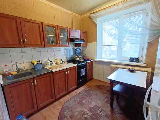 Продам 3- х комнатную квартиру в Пролетарском районе, ул. Раздольная, кафе Клеопатра. Донецк