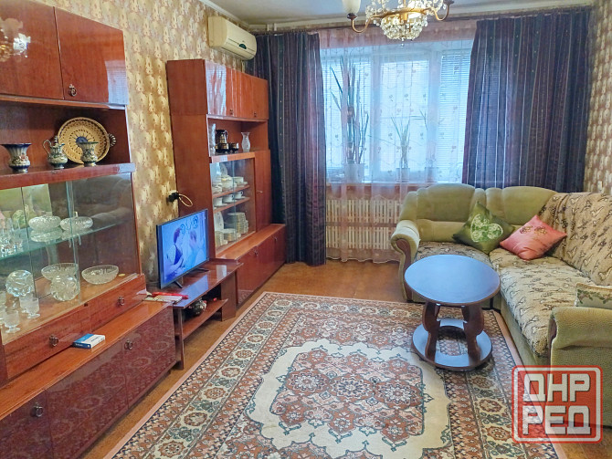 Продам 3- х комнатную квартиру в Пролетарском районе, ул. Раздольная, кафе Клеопатра. Донецк - изображение 1