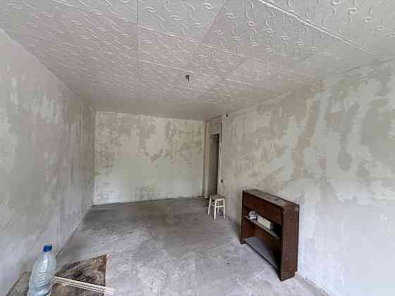 Продам 1 комн. кв., 31.2 кв.м., 1/5 эт. - Макеевка, кв-л Северный, маг. Авангард Макеевка