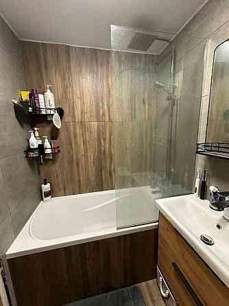 Двухкомнатная квартира Калининский р-н. Ориентир: ост. Дружба, школа 95 Донецк